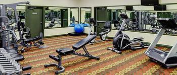 Chateau Nova Hotel Fort Mcmurray Ngoại thất bức ảnh